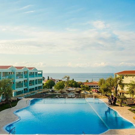 Robolla Beach Aparthotel Roda  Buitenkant foto