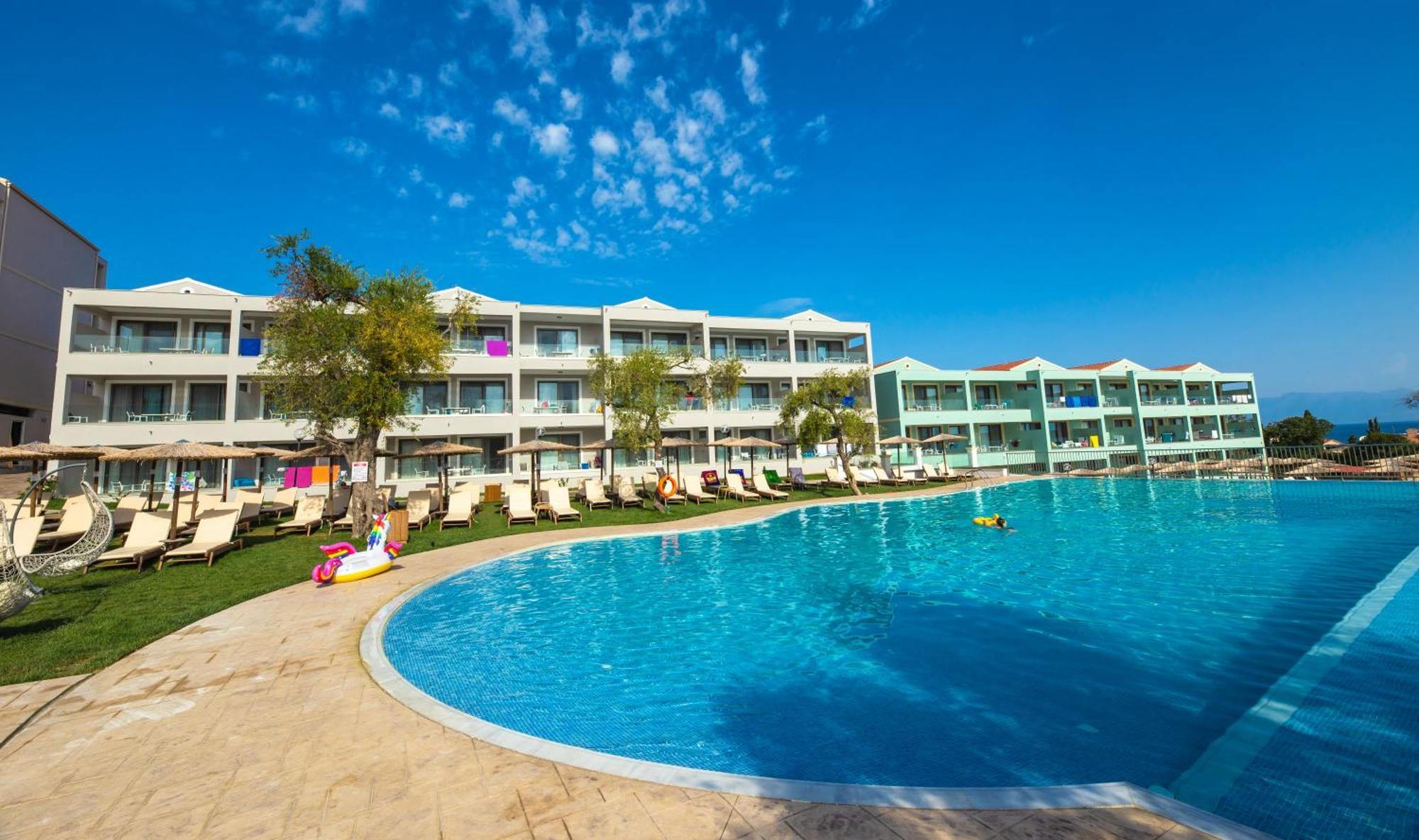 Robolla Beach Aparthotel Roda  Buitenkant foto